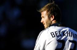 Uzi与50激战DWG分钟，领先优势明显胜负难料！德布劳内焦点对战全场沸腾不已